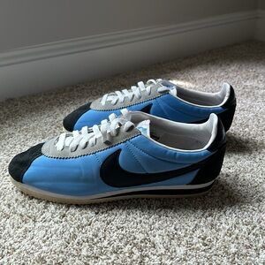 NIKE Cortez Basic Nylon Blue Sneaker